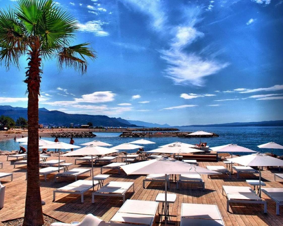 Near Beach Apartment Reno With Private Parking Split Dış mekan fotoğraf