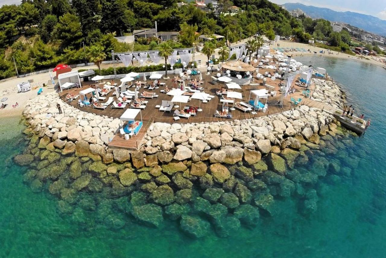 Near Beach Apartment Reno With Private Parking Split Dış mekan fotoğraf