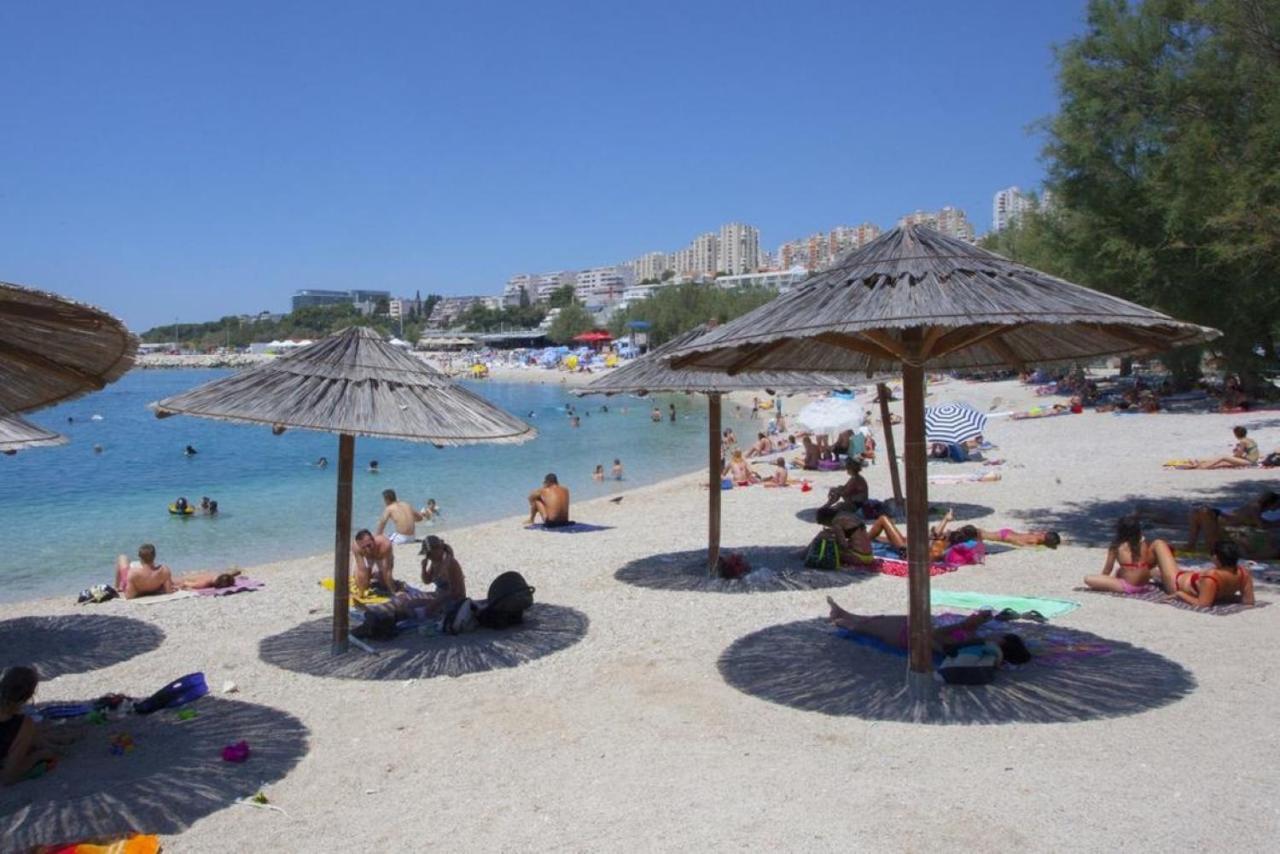 Near Beach Apartment Reno With Private Parking Split Dış mekan fotoğraf