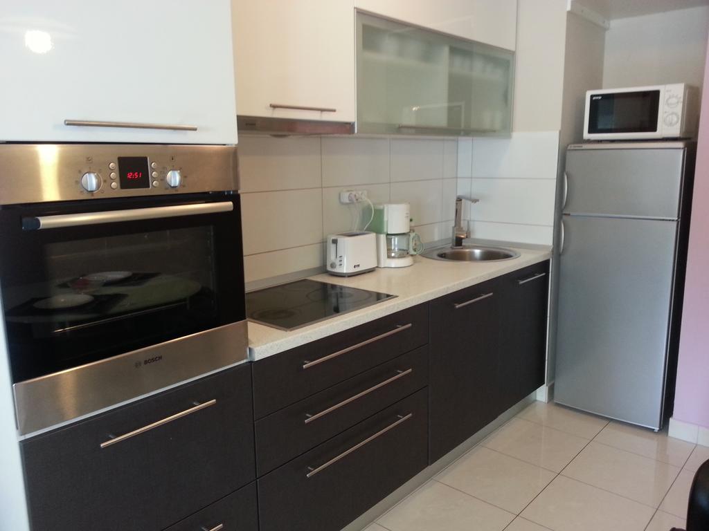 Near Beach Apartment Reno With Private Parking Split Dış mekan fotoğraf